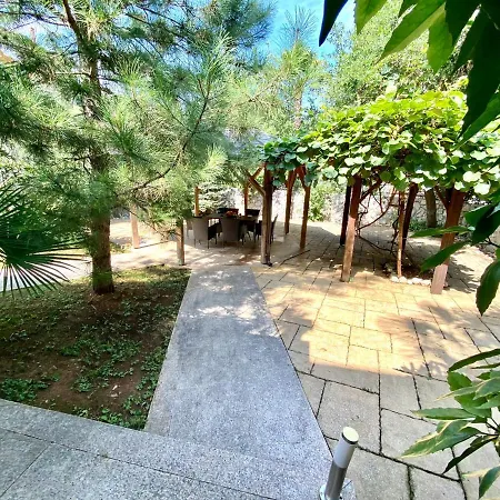 Nyaraló Holiday 